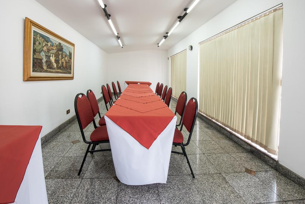 Hotel Carlton Plaza Poços de Caldas Exteriör bild