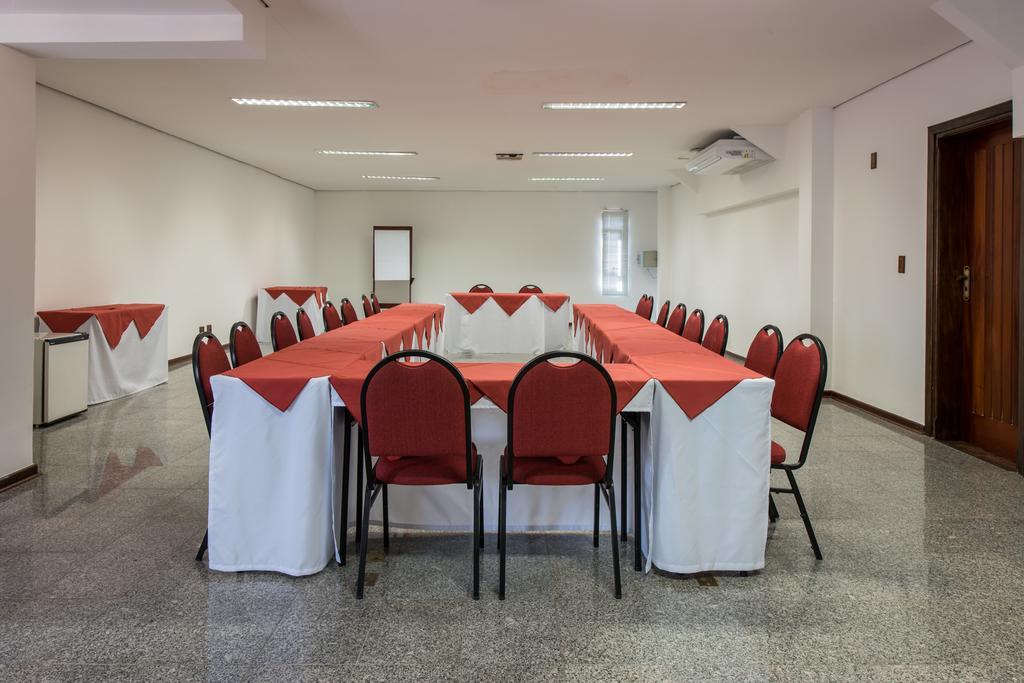 Hotel Carlton Plaza Poços de Caldas Exteriör bild