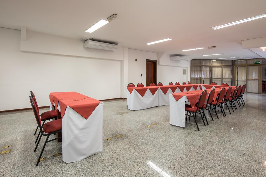 Hotel Carlton Plaza Poços de Caldas Exteriör bild
