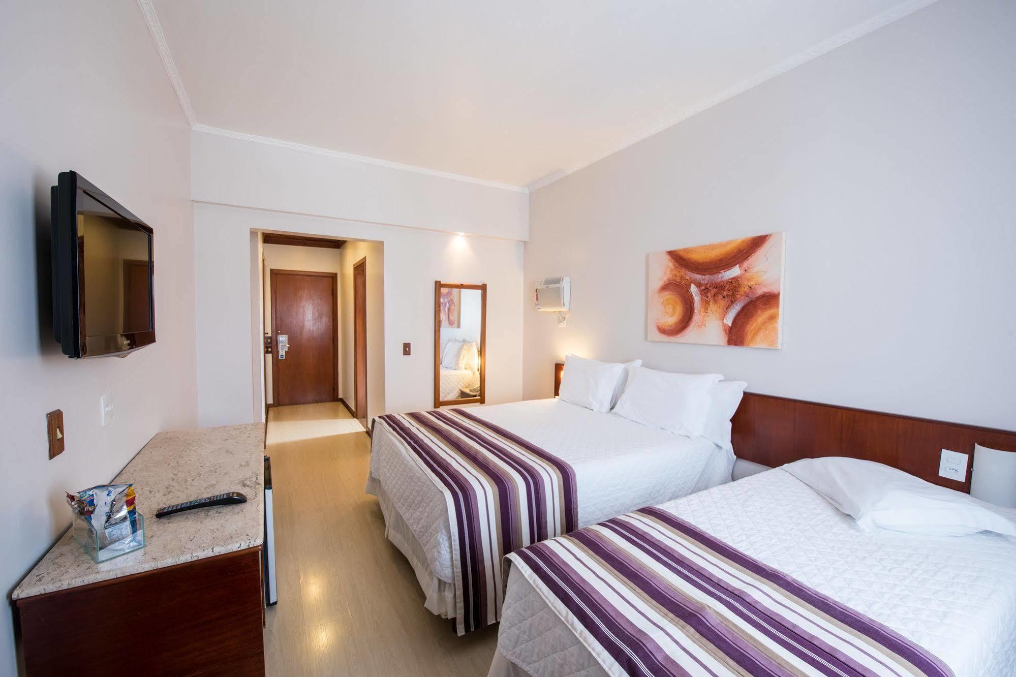 Hotel Carlton Plaza Poços de Caldas Exteriör bild