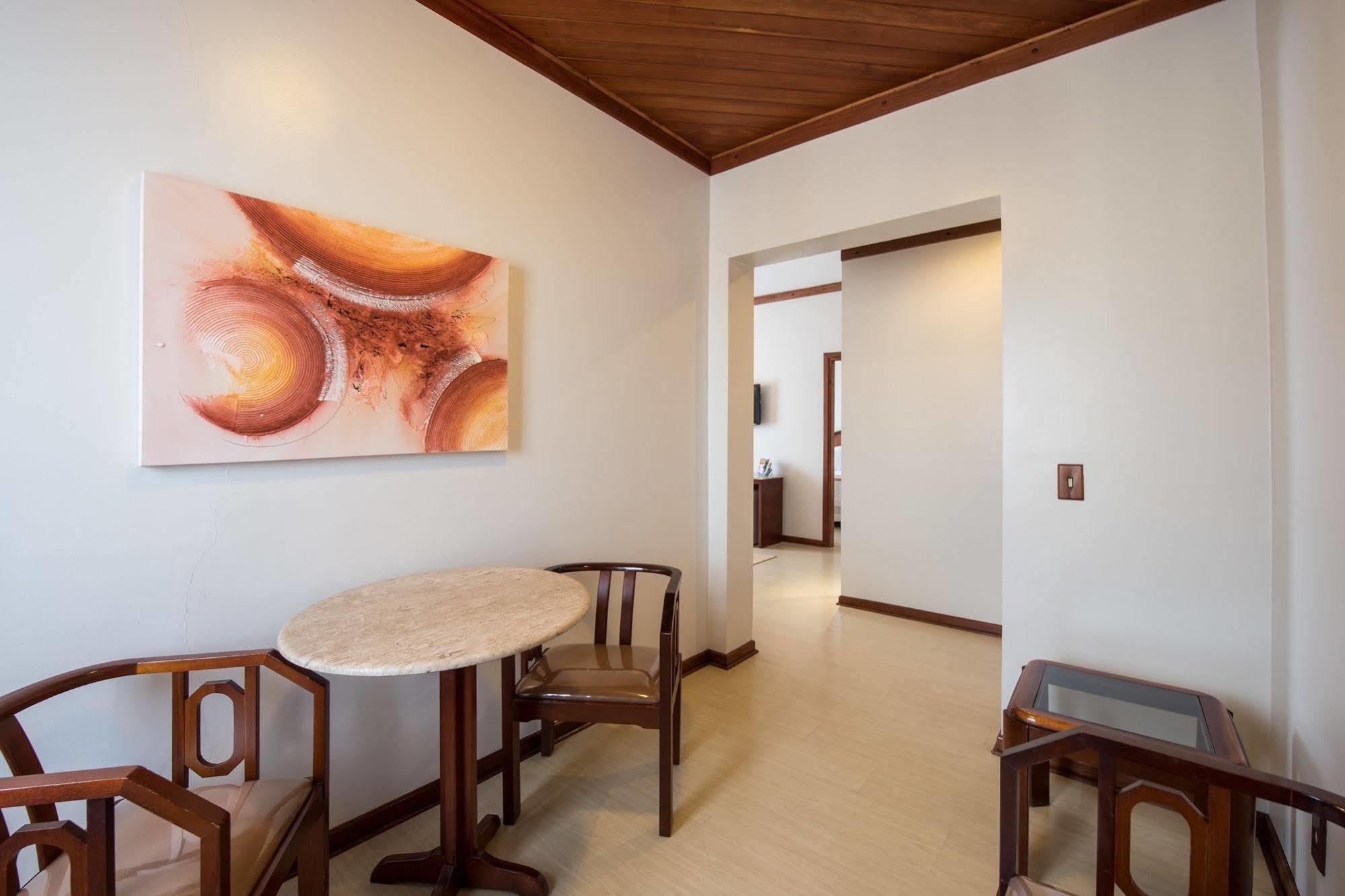 Hotel Carlton Plaza Poços de Caldas Exteriör bild